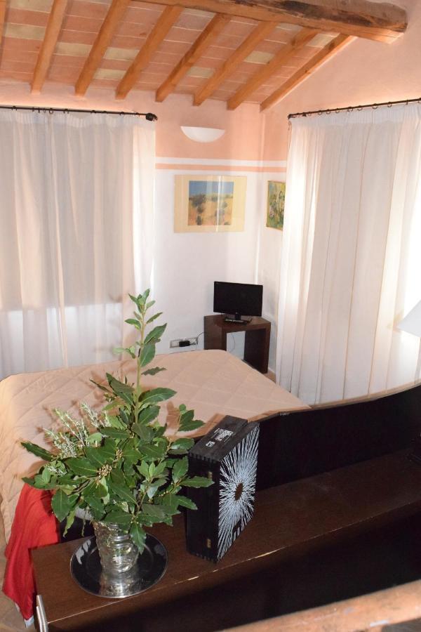 Montepulciano Stazione La Locanda Del Vino Nobile B&B מראה חיצוני תמונה