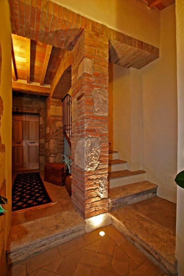 Montepulciano Stazione La Locanda Del Vino Nobile B&B מראה חיצוני תמונה