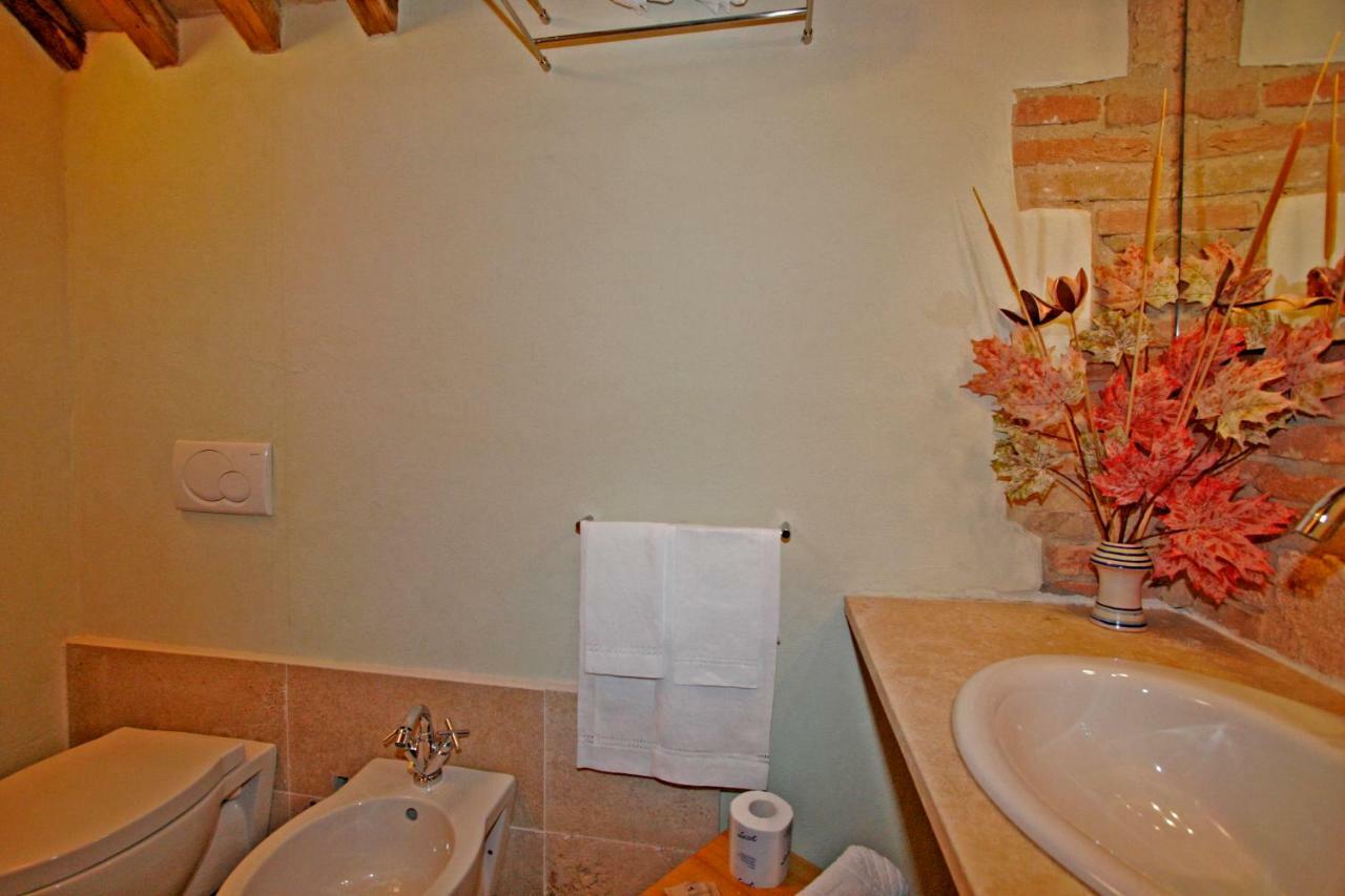Montepulciano Stazione La Locanda Del Vino Nobile B&B מראה חיצוני תמונה